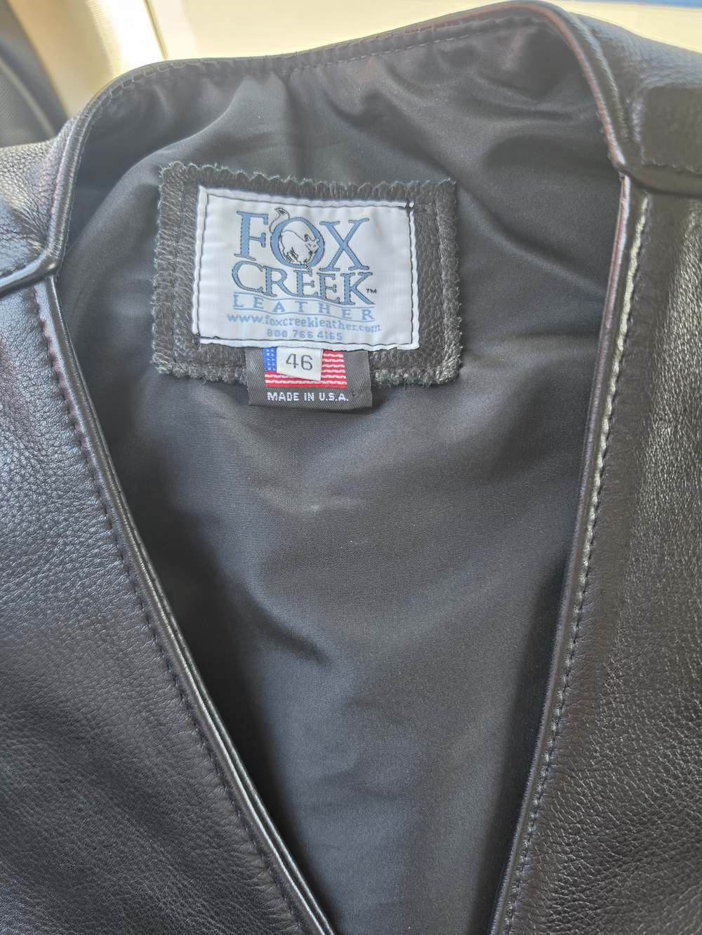 Men's Black Leather Biker Vest with Braided Detailing - Picture 3 of 3